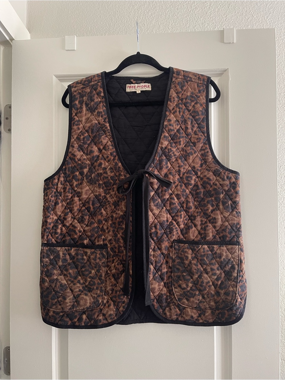 Few people leopard Vest - Picture 4 of 6